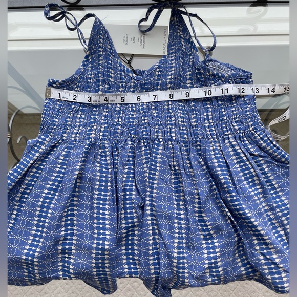 Kendall & Kylie tank top. - Picture 6 of 6